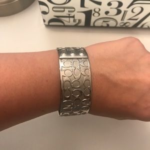 Coach bracelet “c” style